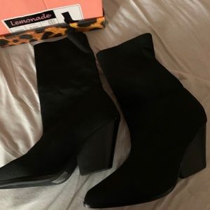 NWT Quilted Black Booties